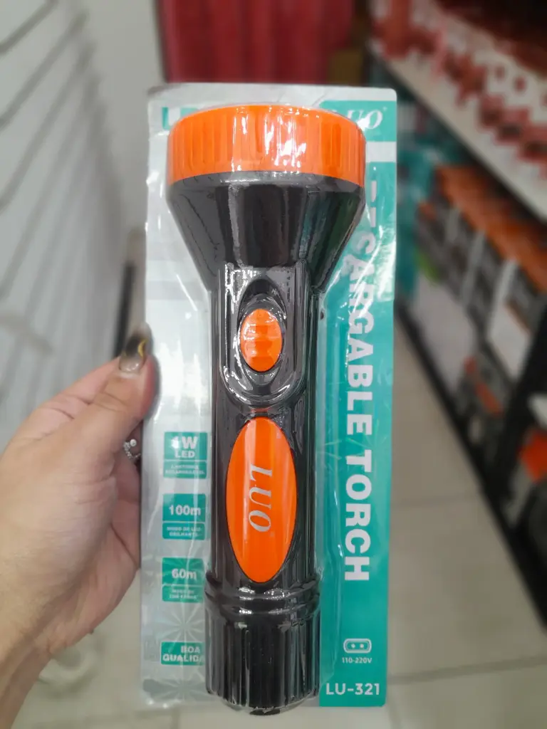LU-321 LINTERNA RECARGABLE